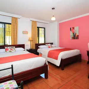  Hostel La Rosario Ecuador