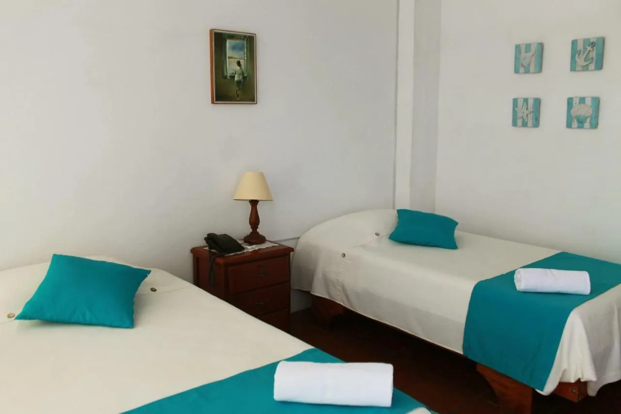 Posada Del Mar Puerto Ayora  Guest house